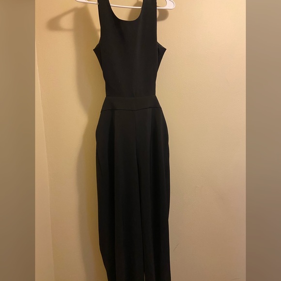 Black Stylish Jumpsuit - Picture 3 of 3